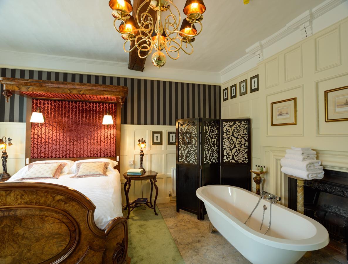 Hotel Ye Spotted Dogge Portsmouth Exteriér fotografie