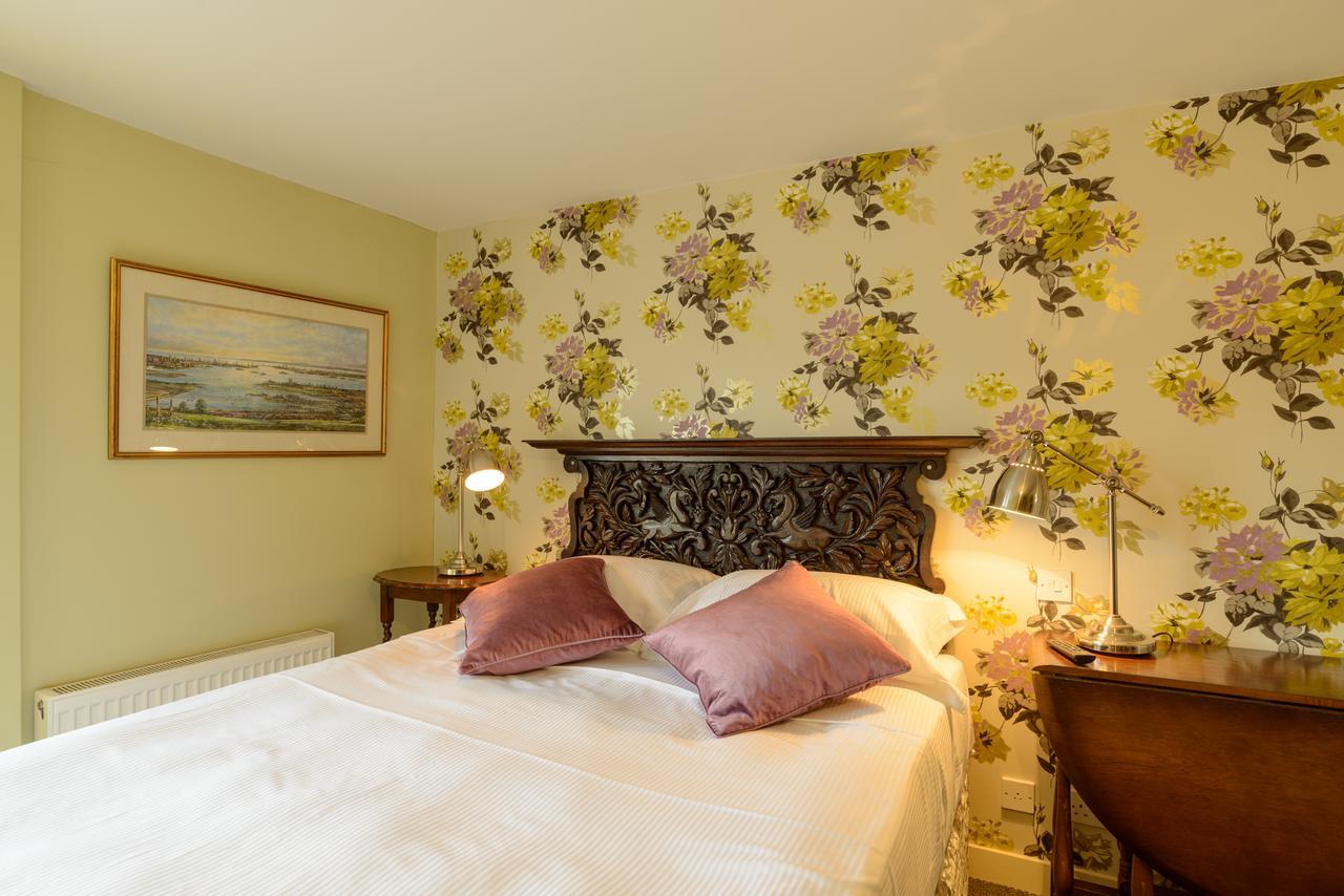 Hotel Ye Spotted Dogge Portsmouth Exteriér fotografie